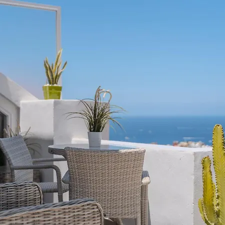 Charming 1-bedroom With Ocean Views In Apartment Costa Adeje (Tenerife)