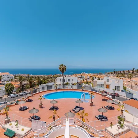 Charming 1-bedroom With Ocean Views In Apartment Costa Adeje (Tenerife)
